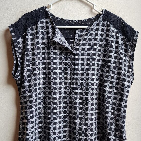 Van Heusen Black/White Print Cap Sleeve Blouse Size Large - Picture 5 of 12